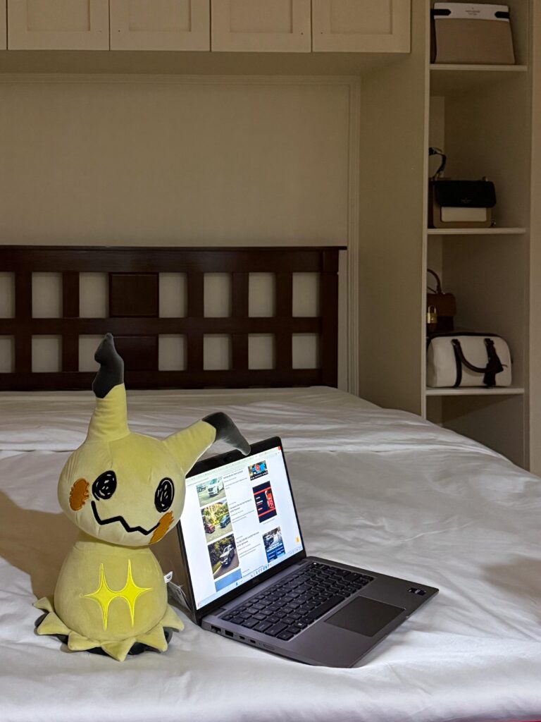 Just some sad boi in my bedroom