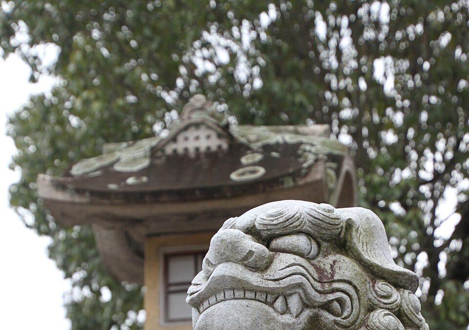 Growlithe: from lion to shíshī to Pokémon