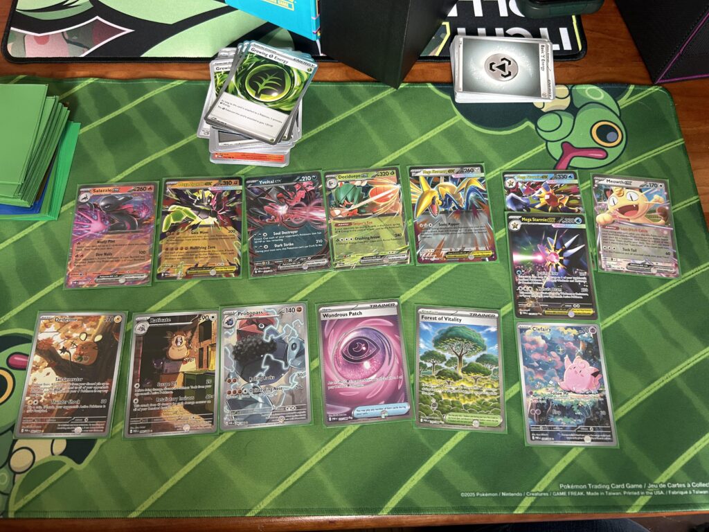 Decided to finally pre order a box of a new set. Very very happy with my hits :)