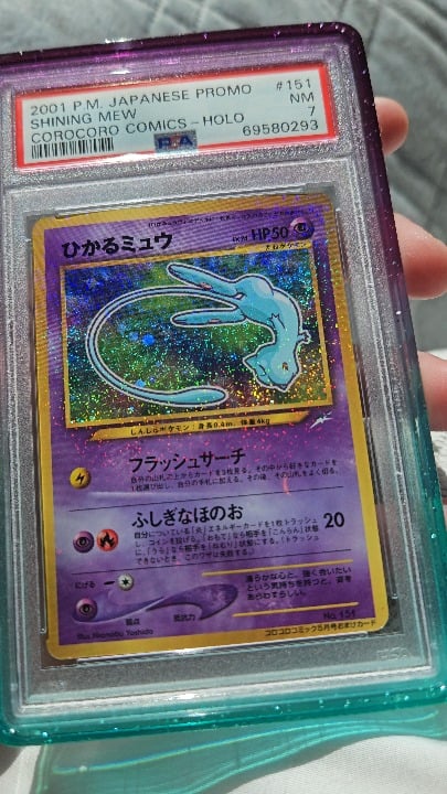 First time seeing one in person.. wow Mew is like a little fairy 🥹