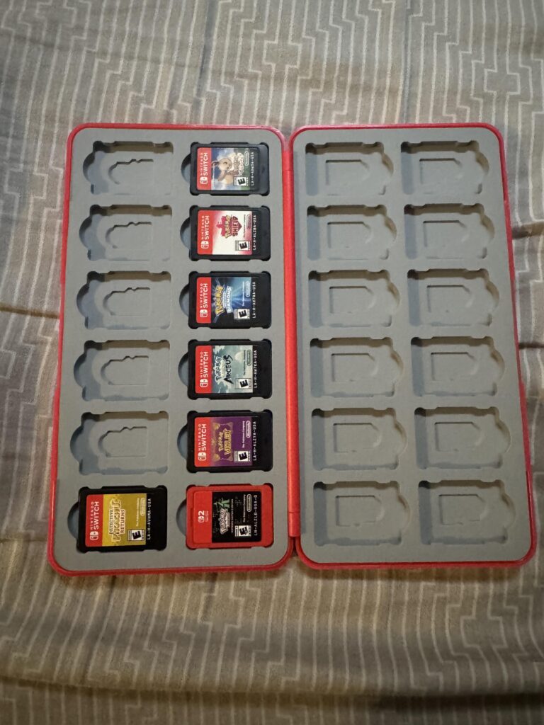 Got this case for my Pokemon games does the order look right (sorting by release year) just missing the other versions and Mystery dungeon (that’s what the other slots are for)