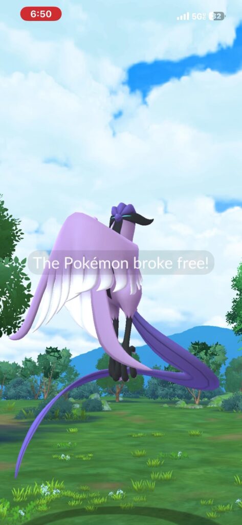i encountered 2 Galarian birds on my daily incense and they both fled