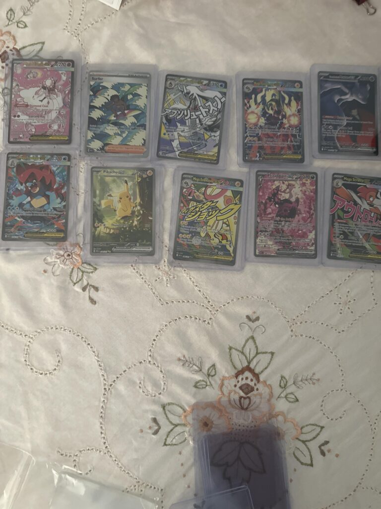 Lined up at Aldi today for rumored tins, pulled a god pack!