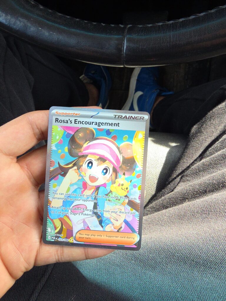 Pulled from a $5 single a little earlier🔥 Kind of makes me wanna open my ETB's😭