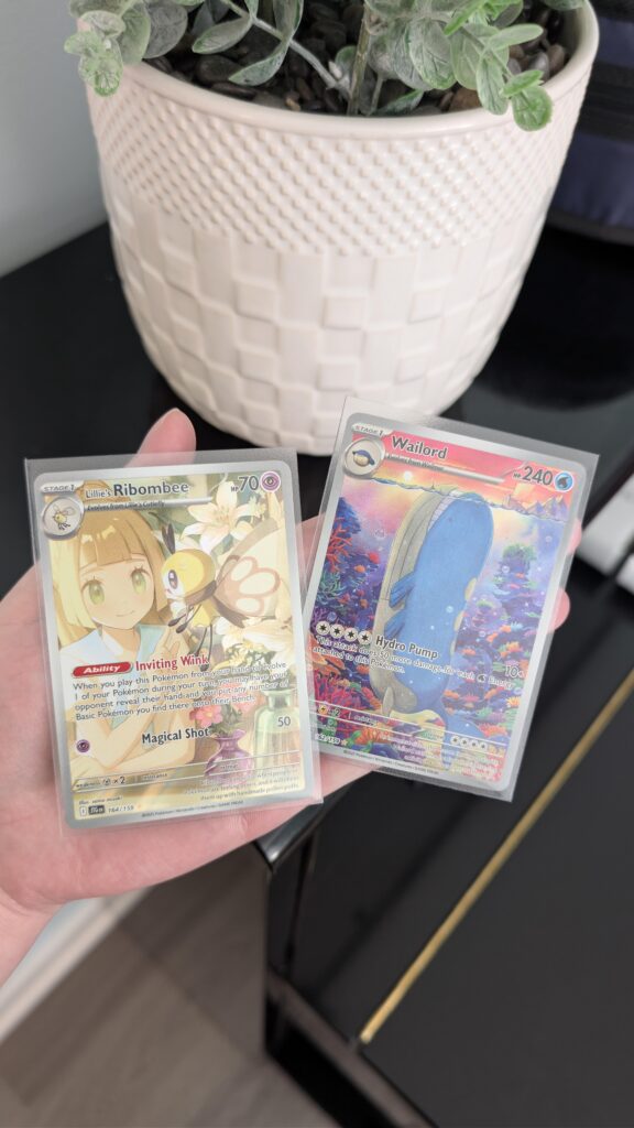 Pulled these 2 beauties from JT yesterday! I think Lillie's Ribombee is one of the prettiest cards ever ✨