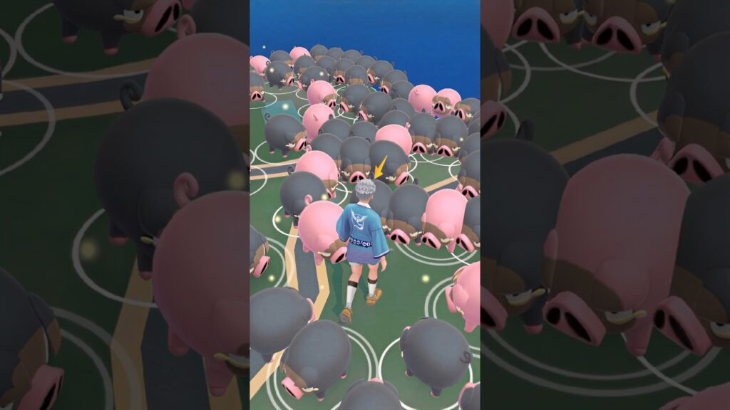 Found an INSANE Lechonk Cluster in Pokemon GO!