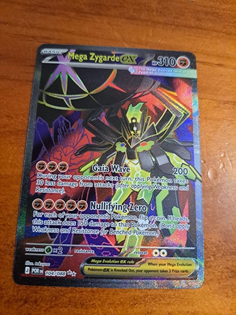 Probably the coolest card ive ever seen. Its so sparkly.