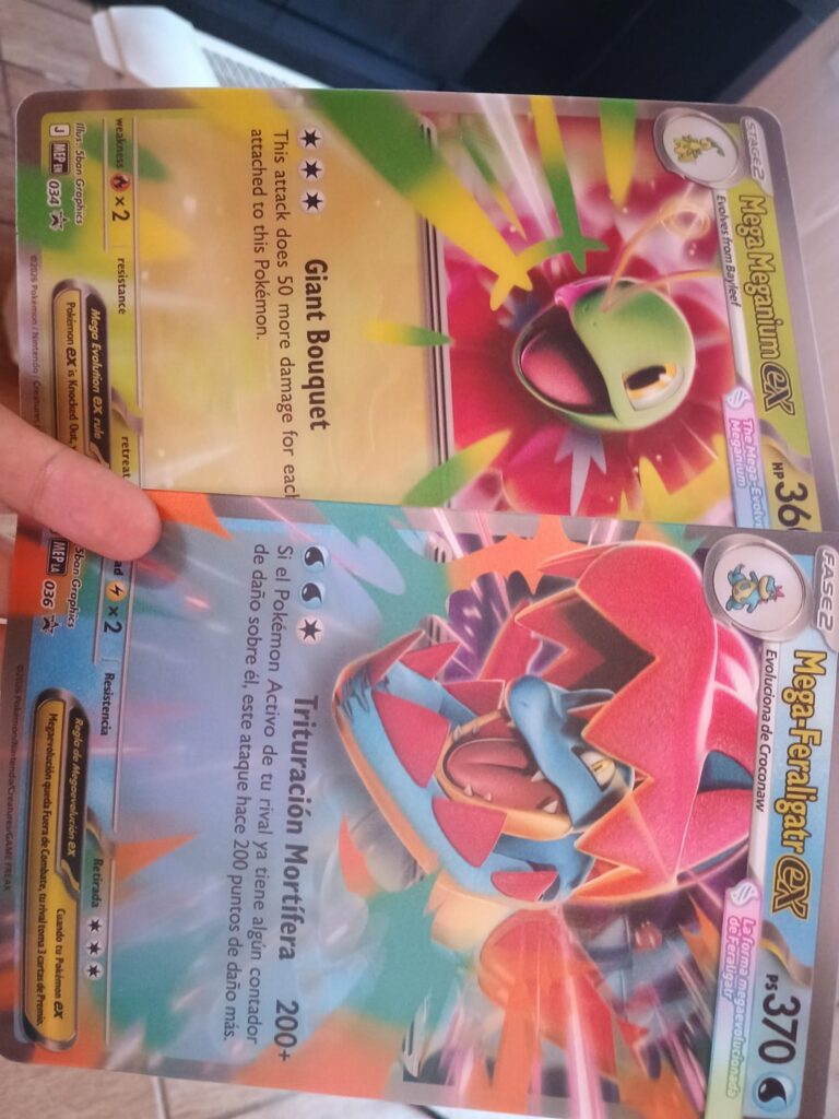 Looking for a binder for jumbo cards