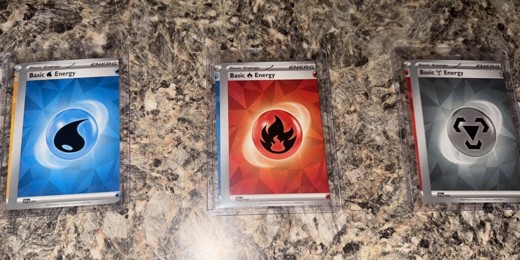 Wow. Just pulled this. How is this miscut a thing😭😭