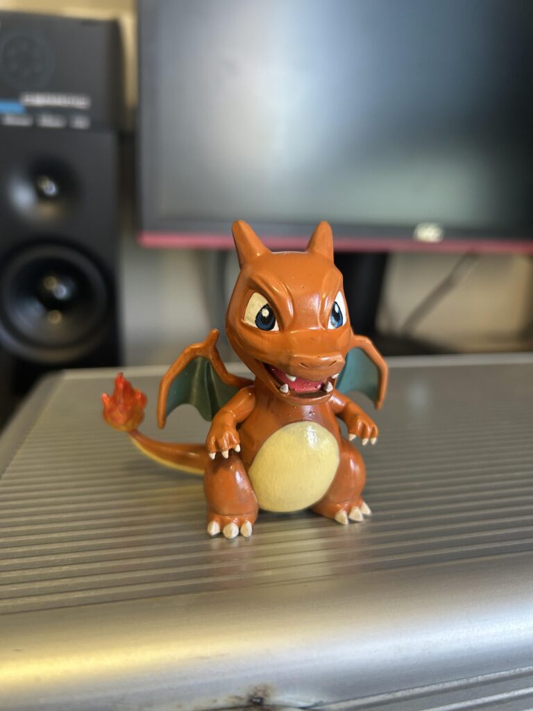 My try on a Cute Chibi Charizard - Resin printed