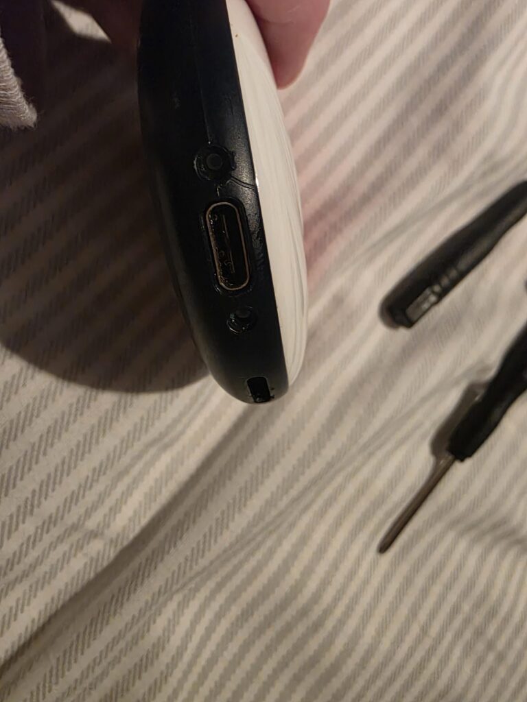 How do I open my plus plus? I'm breaking things and it hasn't budged