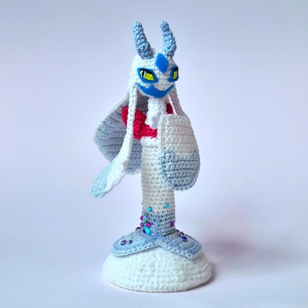 I crocheted Mega Froslass!